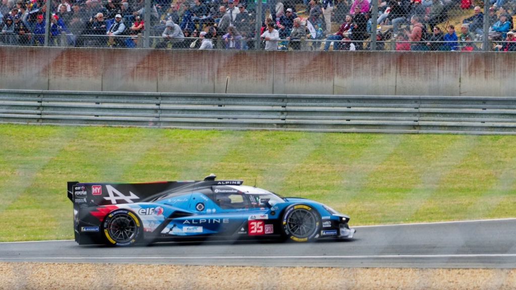 Alpine Hypercar dans les Esses