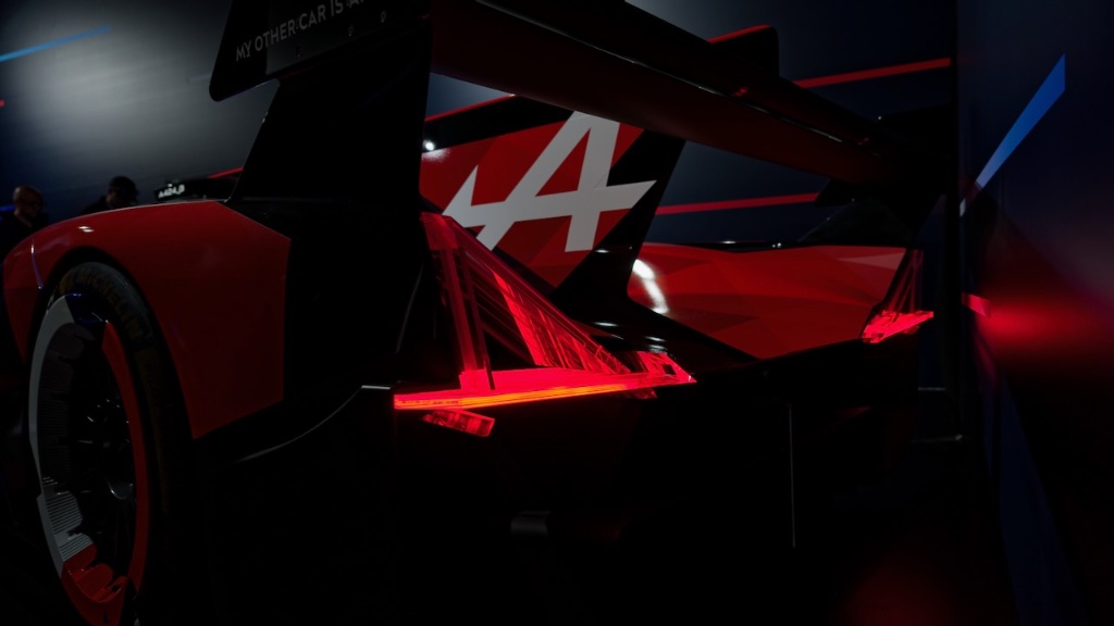 Alpine, signature lumineuse