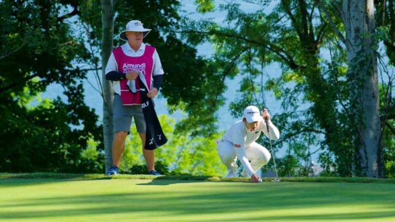 Sur le green du 2
